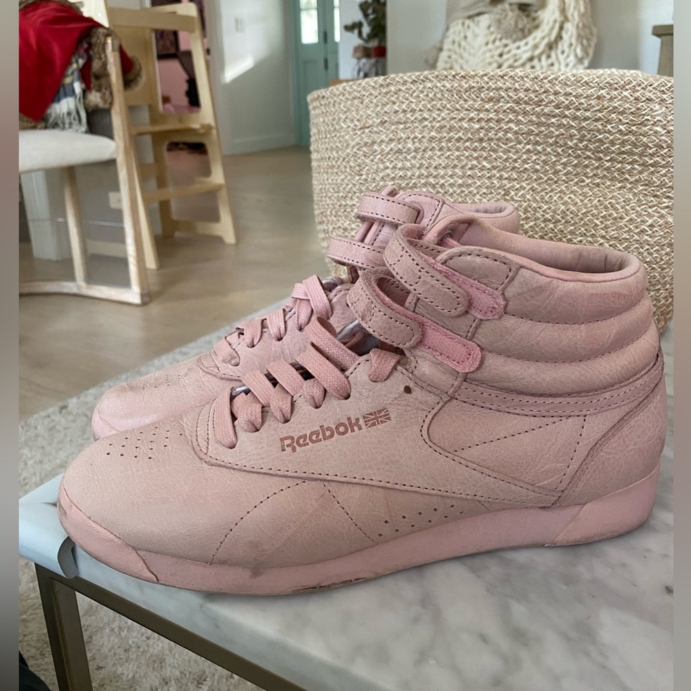 Pink Reebok Shoes